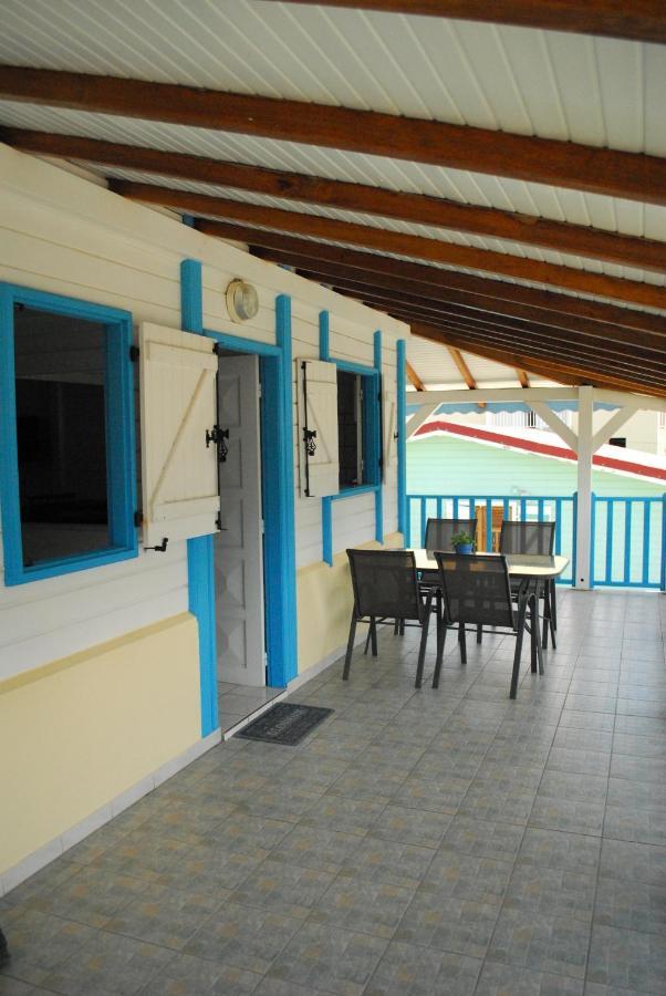 Le Goyavier Apartment Saint-Pierre Exterior photo